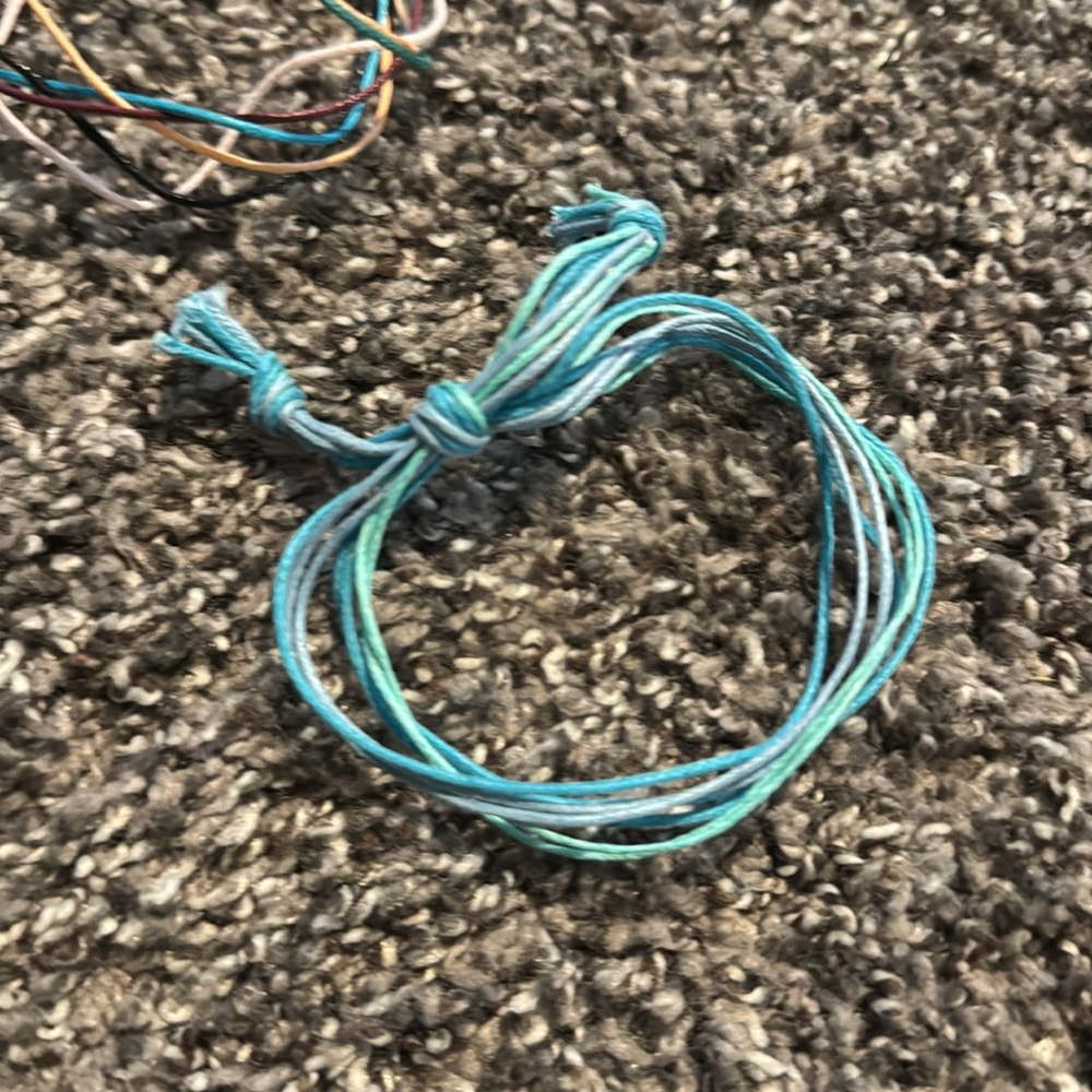 Colorful String Bracelets Set - Picture 9 of 10